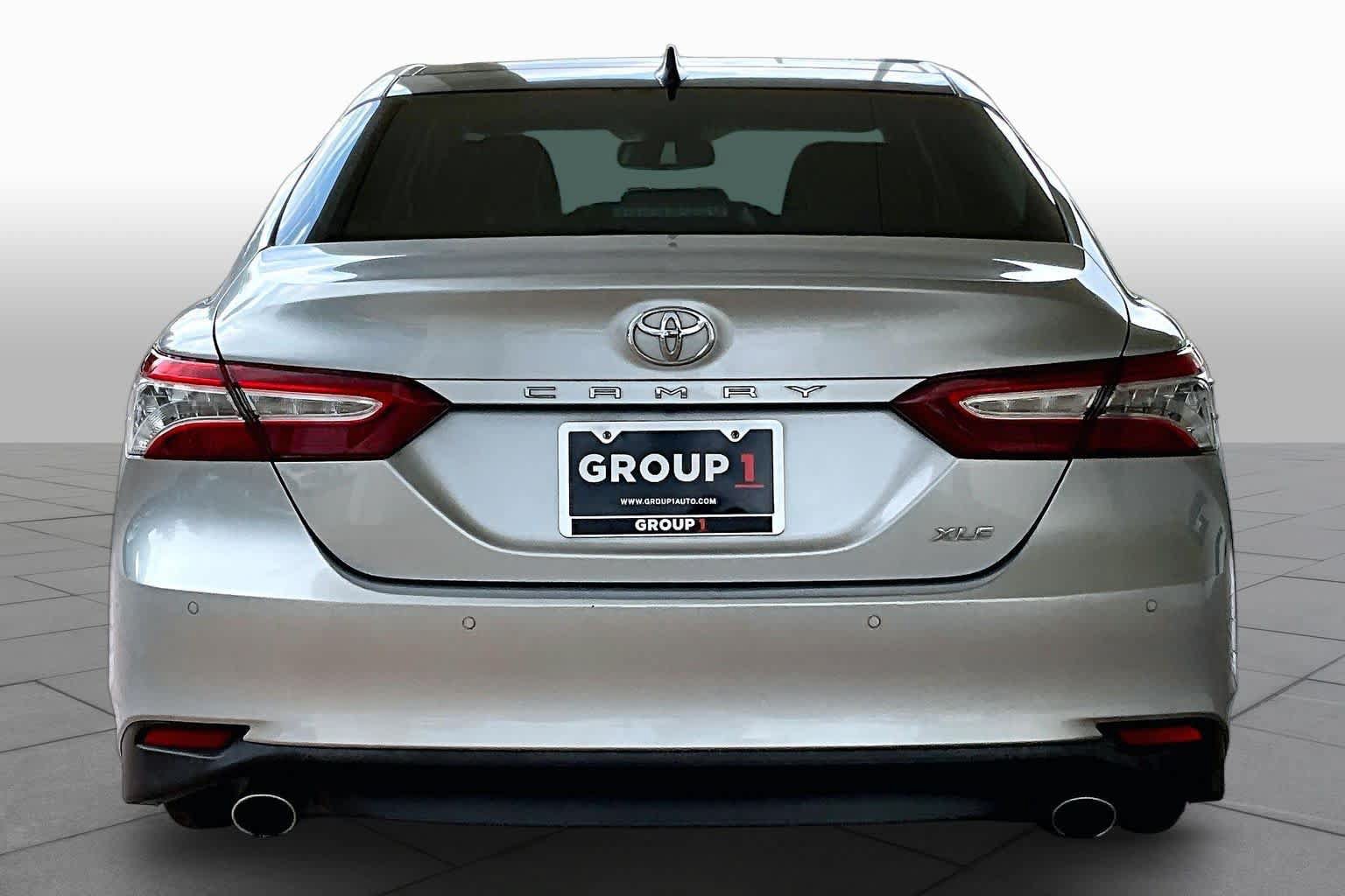 Used 2018 Toyota Camry XLE w/ Driver Assist Package FWD image 5