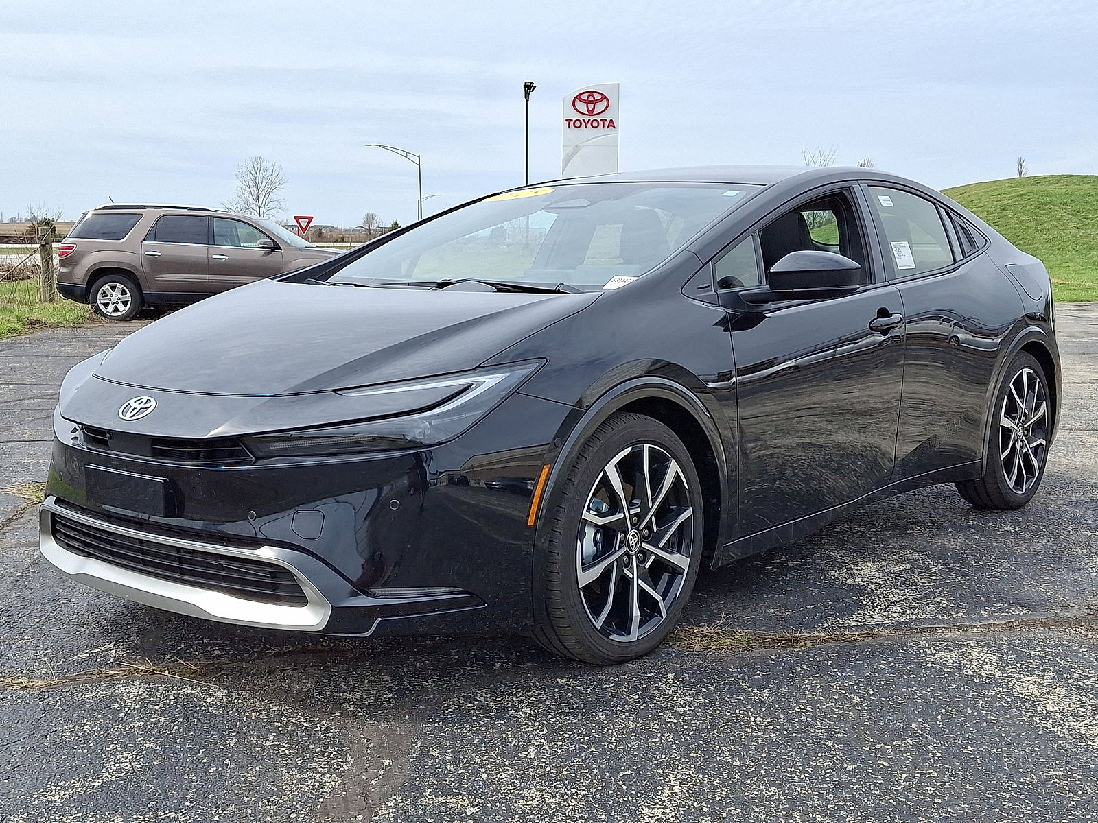 New 2025 Toyota Prius Plug-In Hybrid FWD image 10