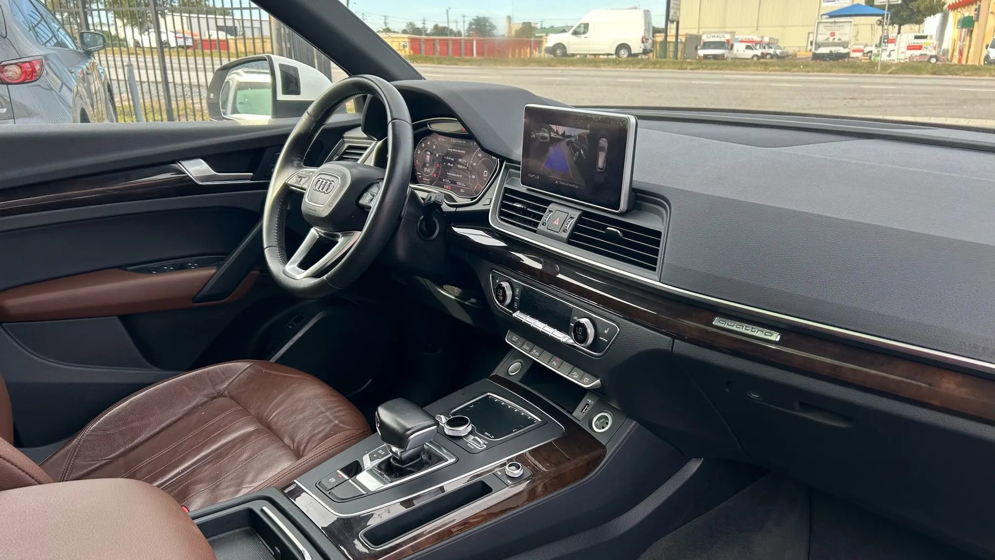 Used 2018 Audi Q5 2.0T Premium Plus w/ Premium Plus Package image 15