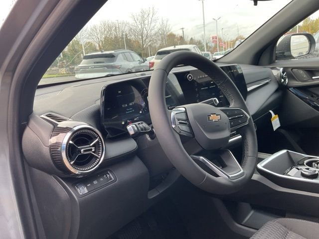 New 2026 Chevrolet Equinox LT image 12