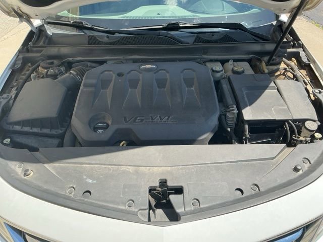 Used 2018 Chevrolet Impala LT w/ LT Convenience Package FWD image 26