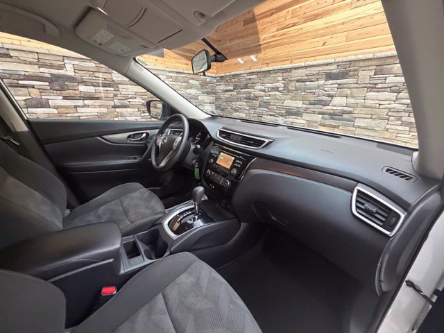 Used 2016 Nissan Rogue S AWD/4WD image 7