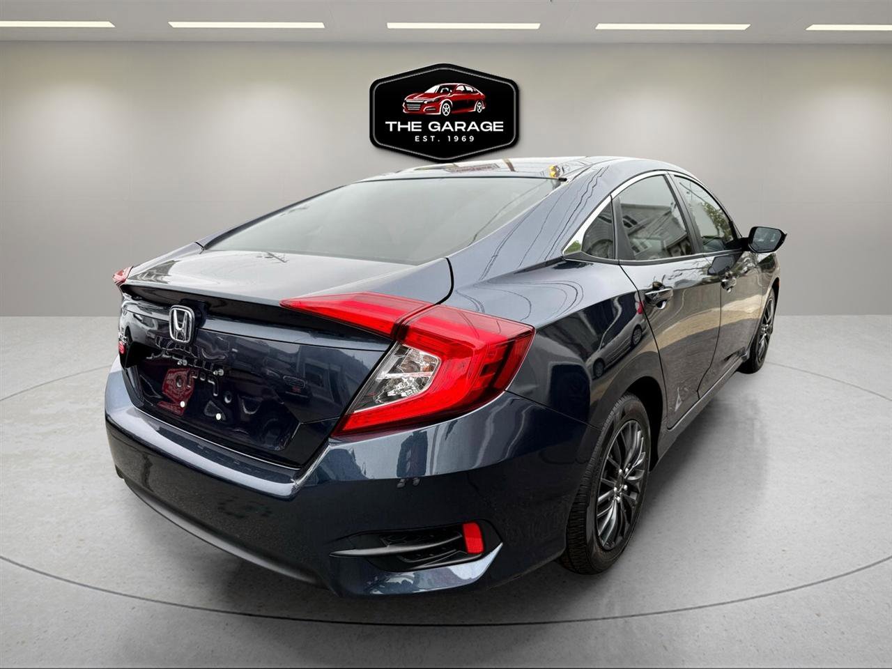 Used 2018 Honda Civic LX image 5
