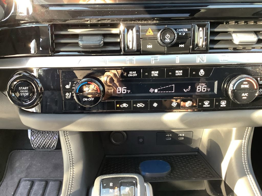 New 2026 Nissan Pathfinder Platinum w/ Cargo Package AWD/4WD image 22