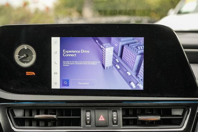 Used 2025 Lexus ES 350 w/ Accessory Package (Z2) FWD image 16