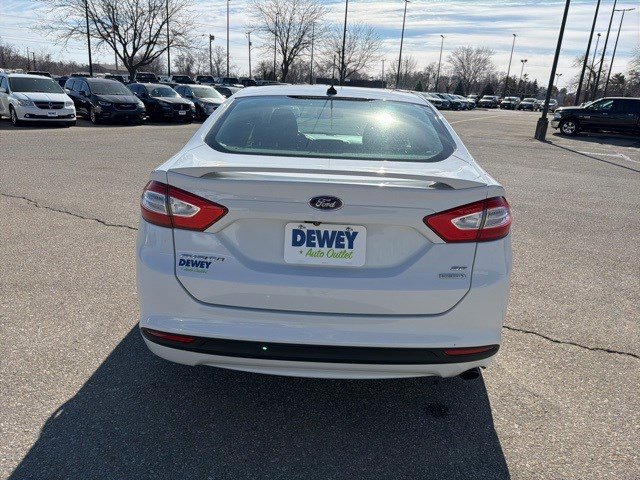 Used 2014 Ford Fusion SE image 4