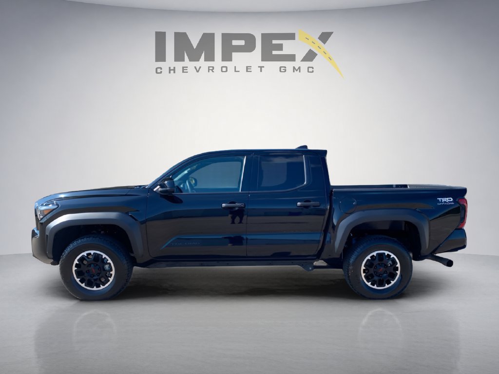 Used 2026 Toyota Tacoma TRD Off-Road AWD/4WD image 2