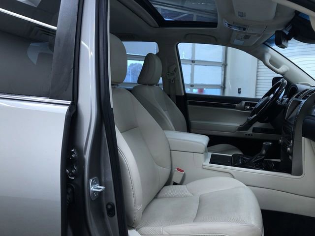 Used 2020 Lexus GX 460 Luxury image 22