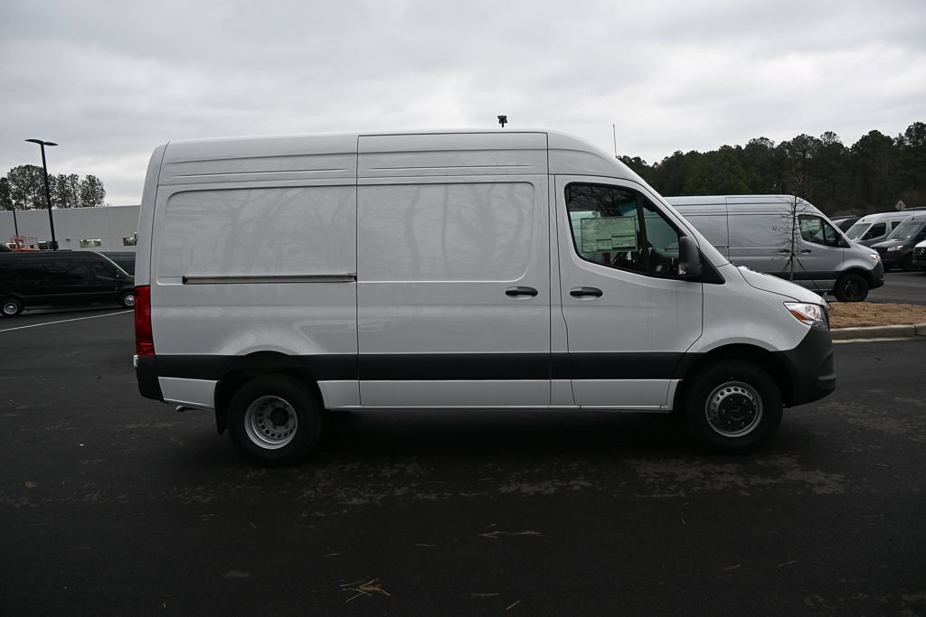 Used 2026 Mercedes-Benz Sprinter 3500 image 24