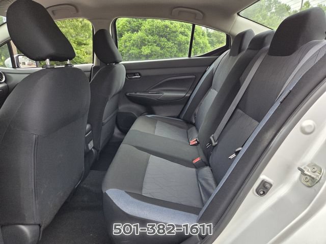 Used 2025 Nissan Versa SV FWD image 11