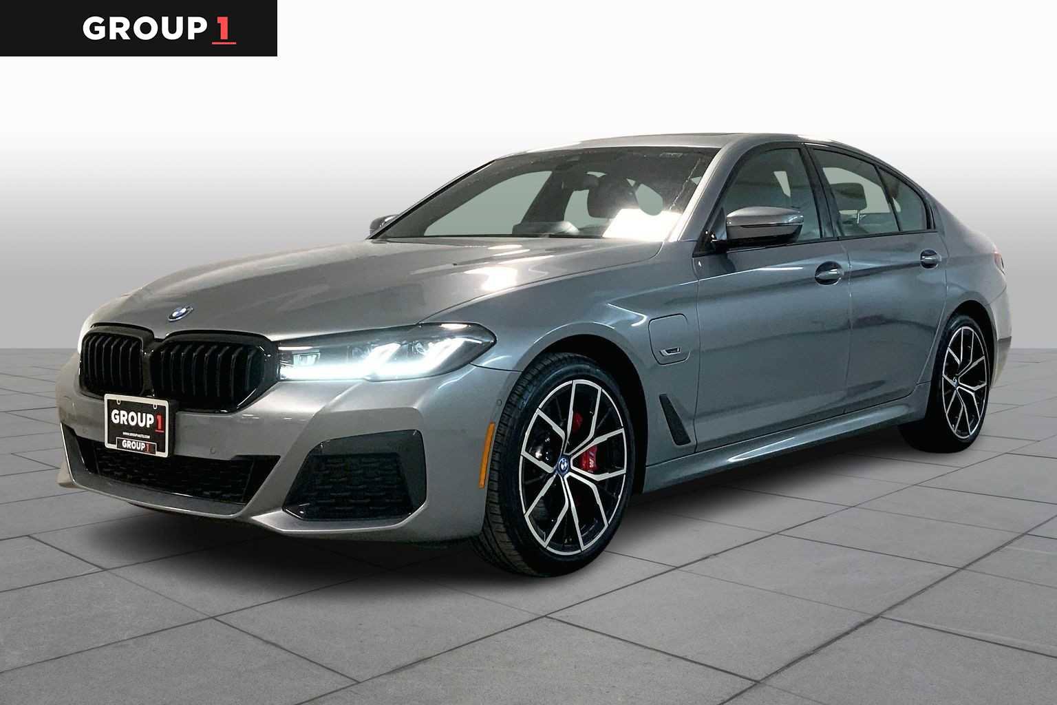 Certified 2023 BMW 530e xDrive w/ Premium Package video 1