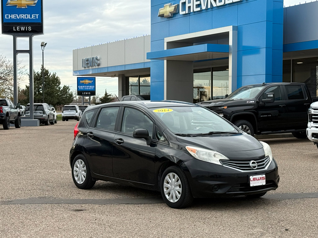 Used 2014 Nissan Versa Note SV image 2