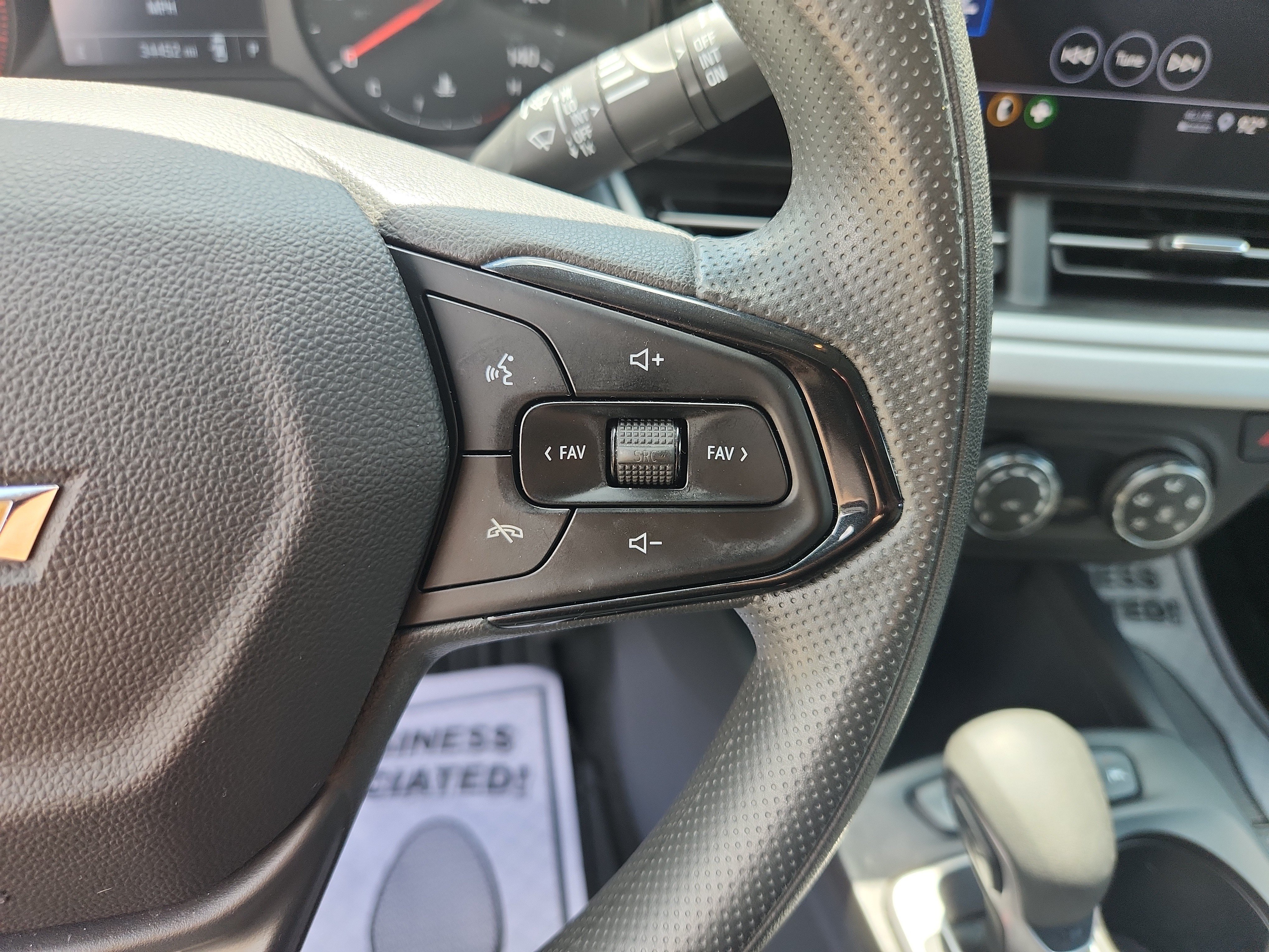 Used 2024 Chevrolet Trax LS w/ Driver Confidence Package FWD image 28