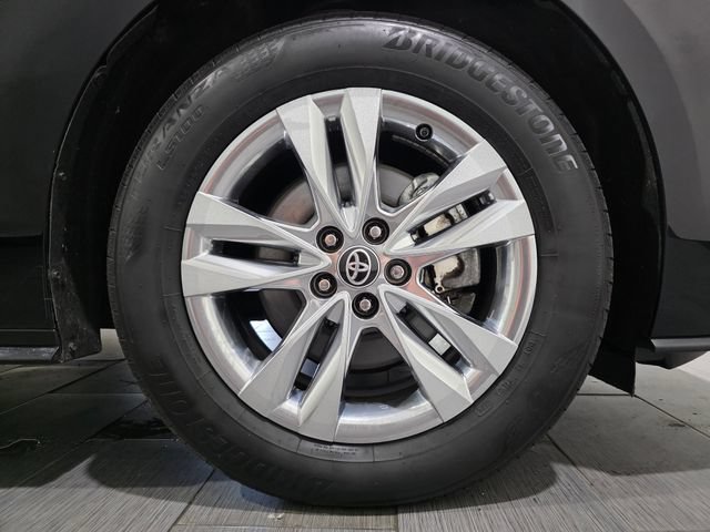 Used 2024 Toyota Sienna Limited AWD/4WD image 25
