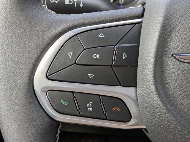 New 2026 Chrysler Pacifica Select FWD image 26