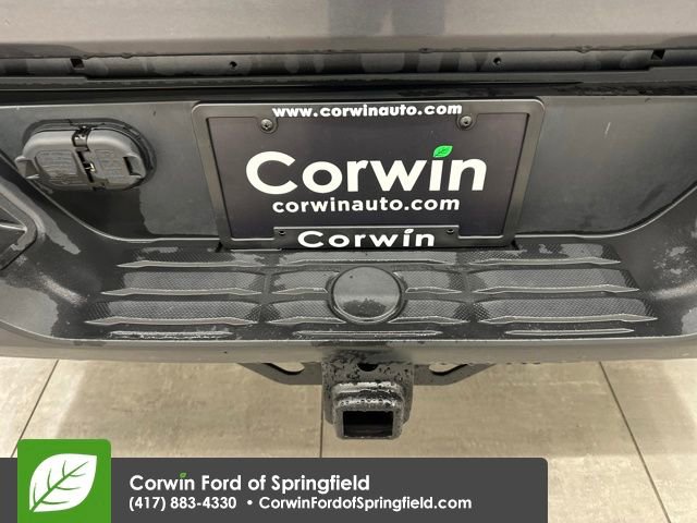 Used 2020 Toyota Tundra SR5 w/ SR5 Upgrade Package image 25