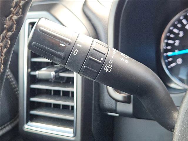 Used 2019 Ford Expedition Max Limited image 17