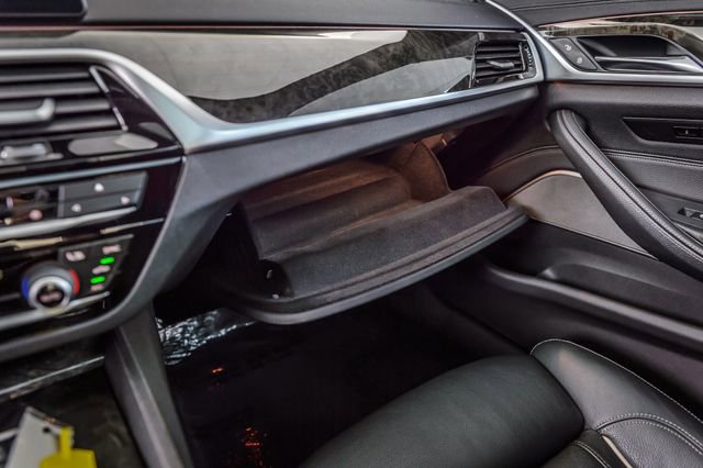 Used 2018 BMW 540i xDrive 540i xDRIVE - M SPORT - NAV - image 34