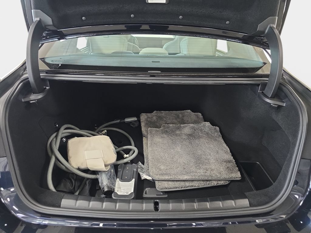 Used 2023 BMW i7 xDrive60 AWD/4WD image 30