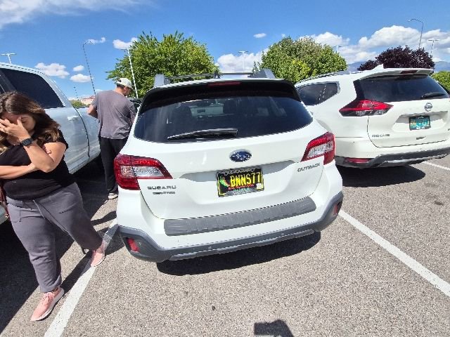 Used 2019 Subaru Outback 2.5i Limited AWD/4WD image 29