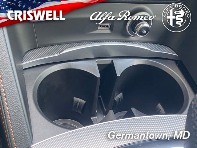 New 2025 Alfa Romeo Stelvio Sprint image 32