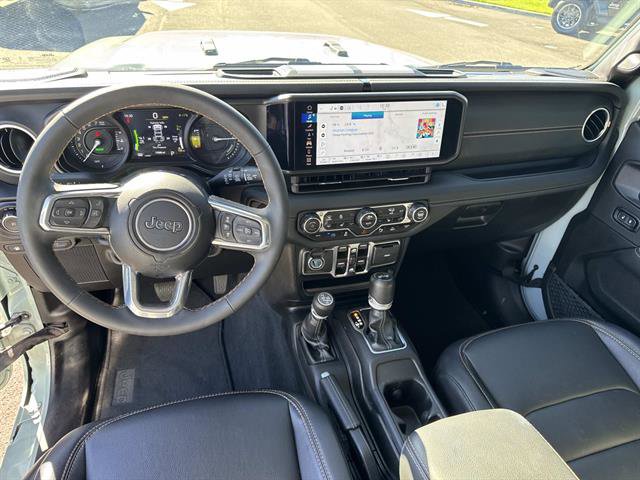 Used 2024 Jeep Wrangler Sahara 4xe w/ Technology Group image 9