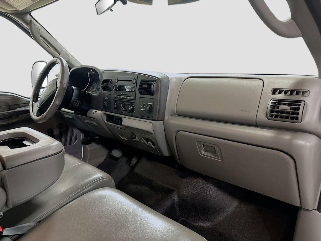 Used 2005 Ford F250 XL image 30