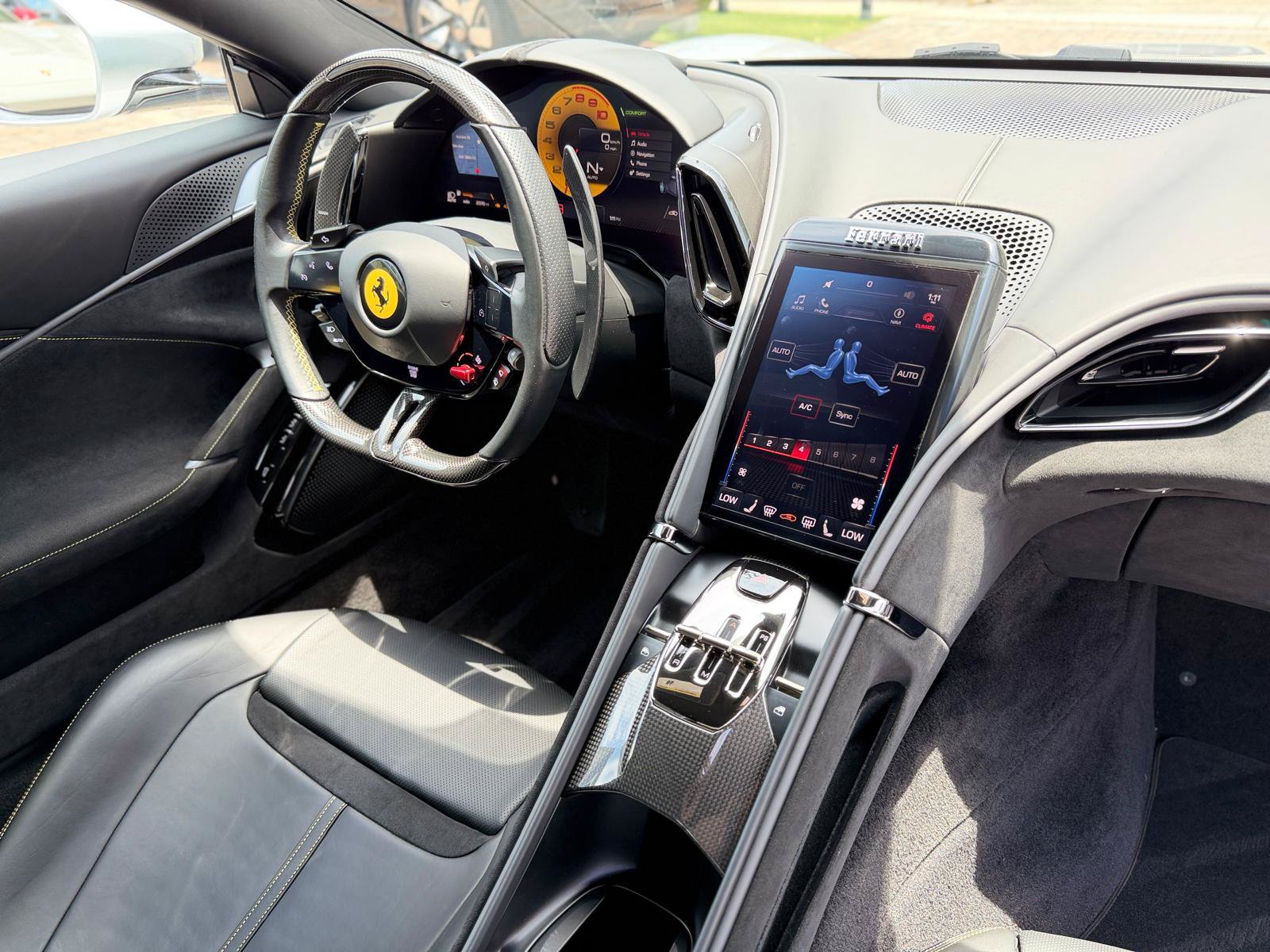 Used 2022 Ferrari Roma RWD image 45