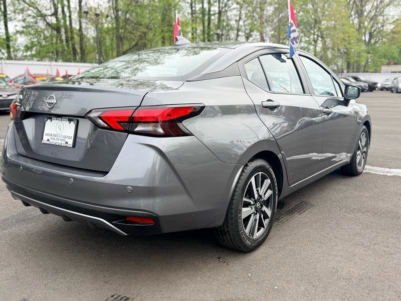 Used 2025 Nissan Versa SV FWD image 6