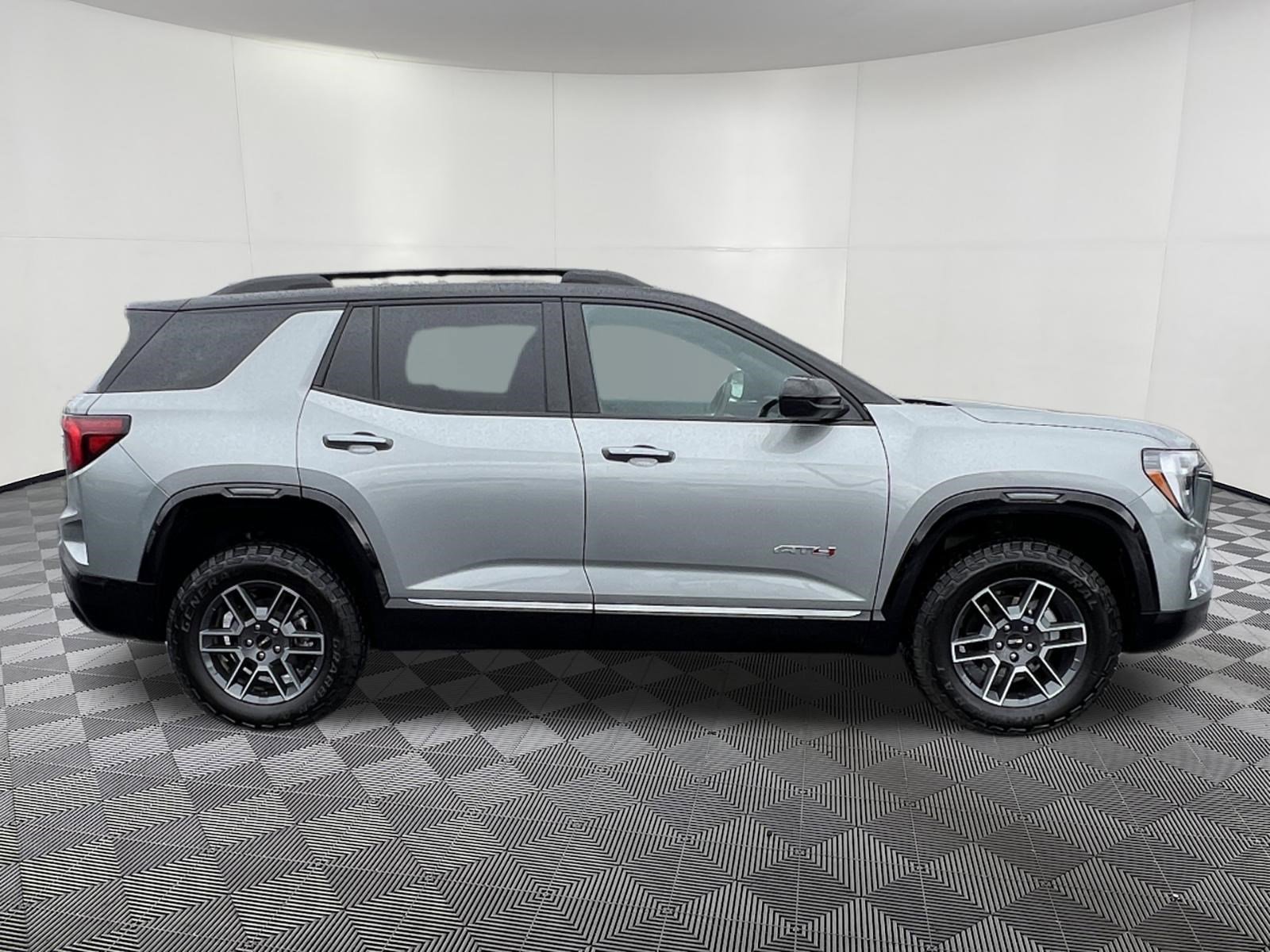 Used 2026 GMC Terrain AT4 image 7