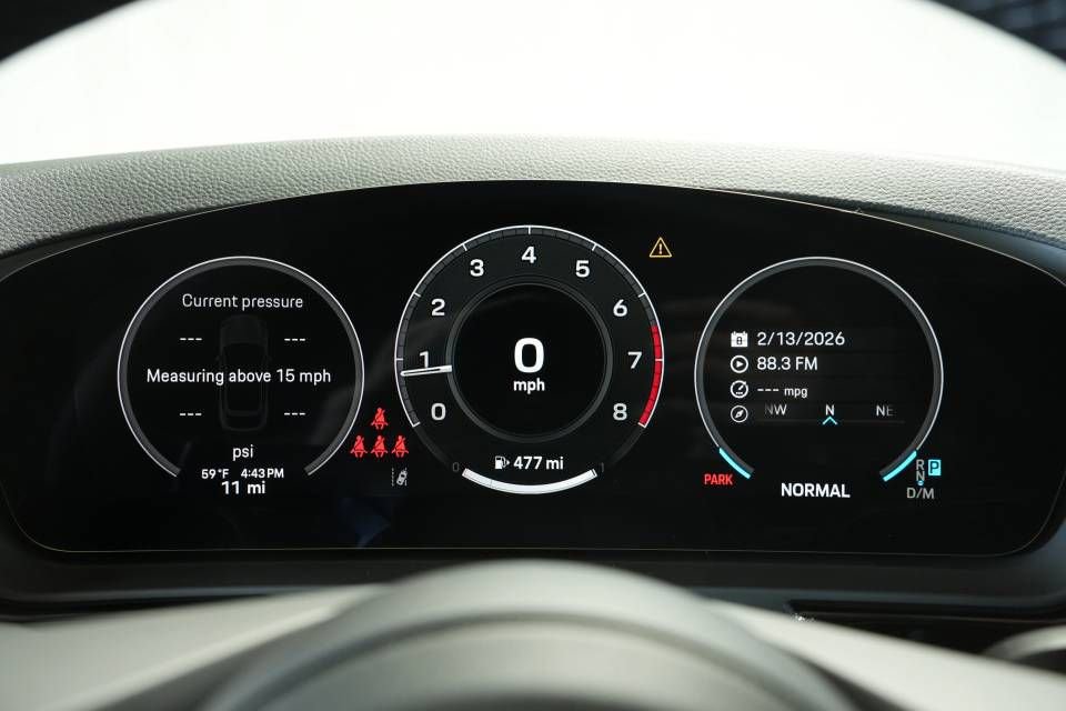 New 2026 Porsche Cayenne Coupe AWD/4WD image 14