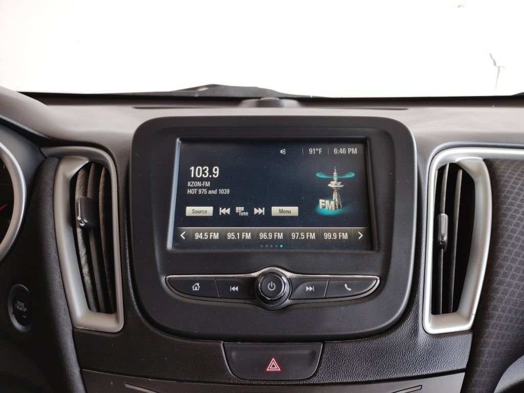 Used 2017 Chevrolet Malibu LS FWD image 30