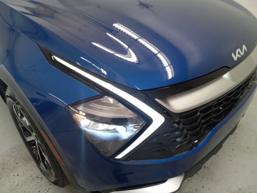 Used 2023 Kia Sportage EX FWD image 5