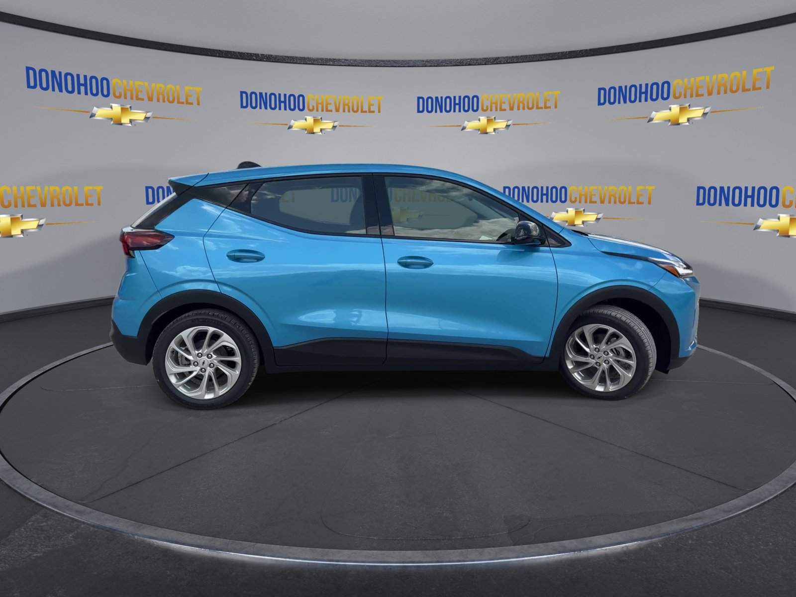 New 2027 Chevrolet Bolt LT image 9