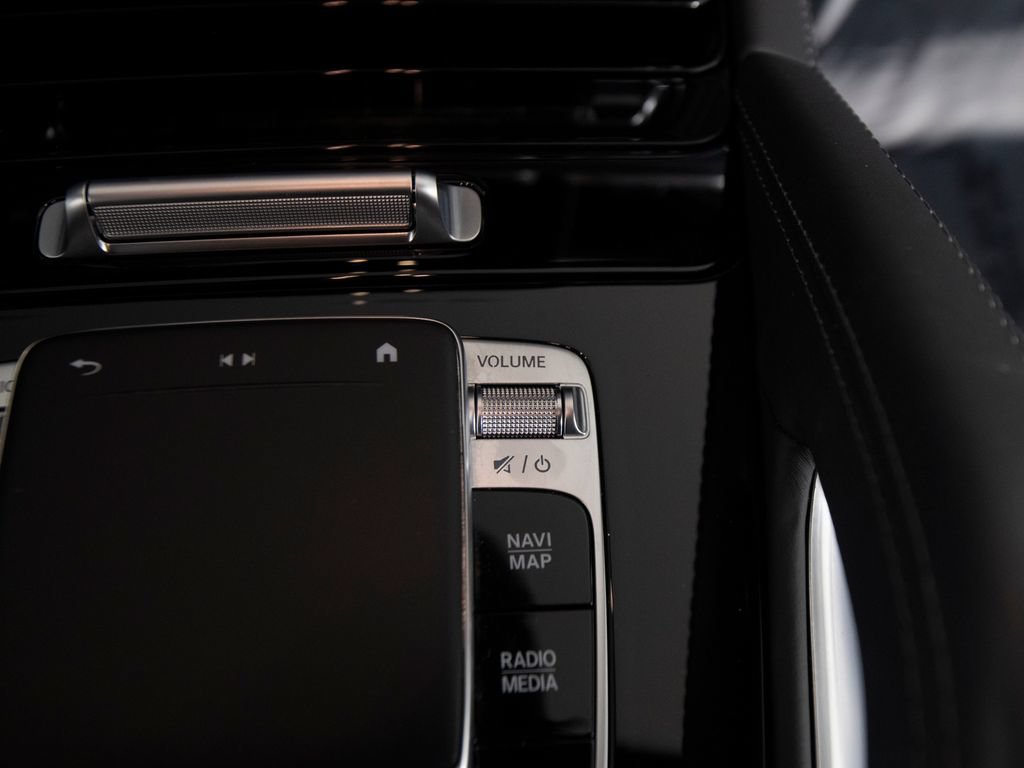 Used 2022 Mercedes-Benz GLS 63 AMG 4MATIC image 26