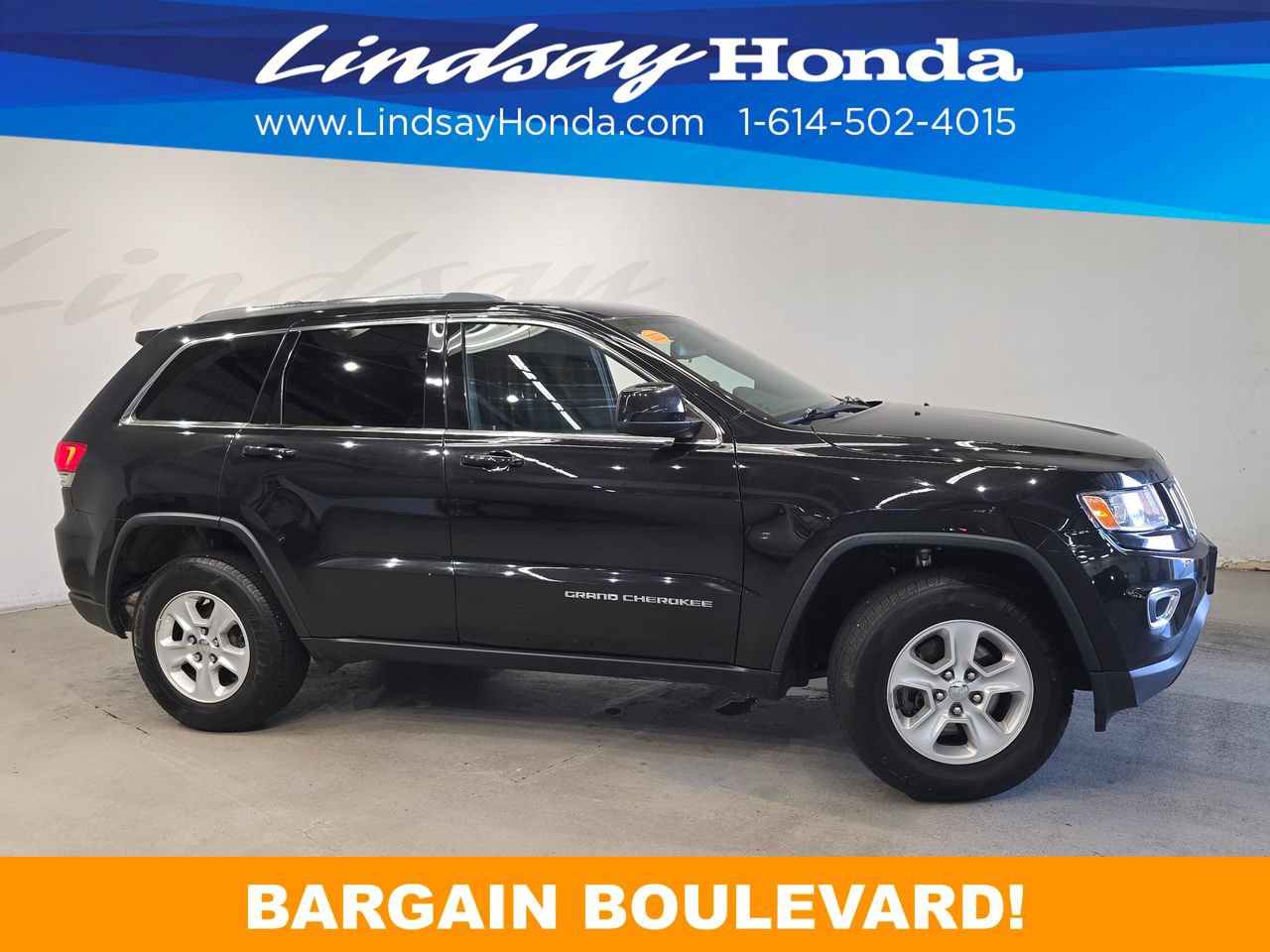 Used 2016 Jeep Grand Cherokee Laredo w/ Quick Order Package 23E AWD/4WD image 3