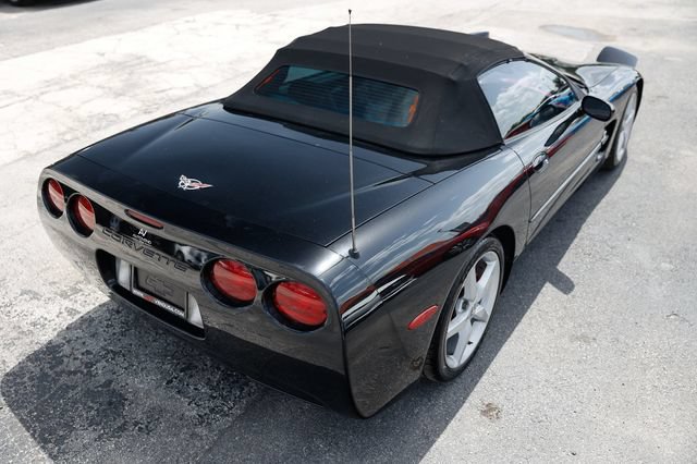 Used 2001 Chevrolet Corvette Convertible w/ Preferred Equipment Group2 RWD image 14