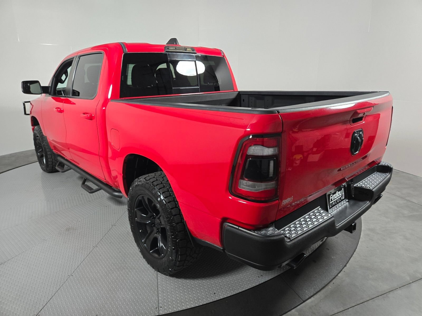 Used 2020 RAM 1500 Big Horn AWD/4WD image 6