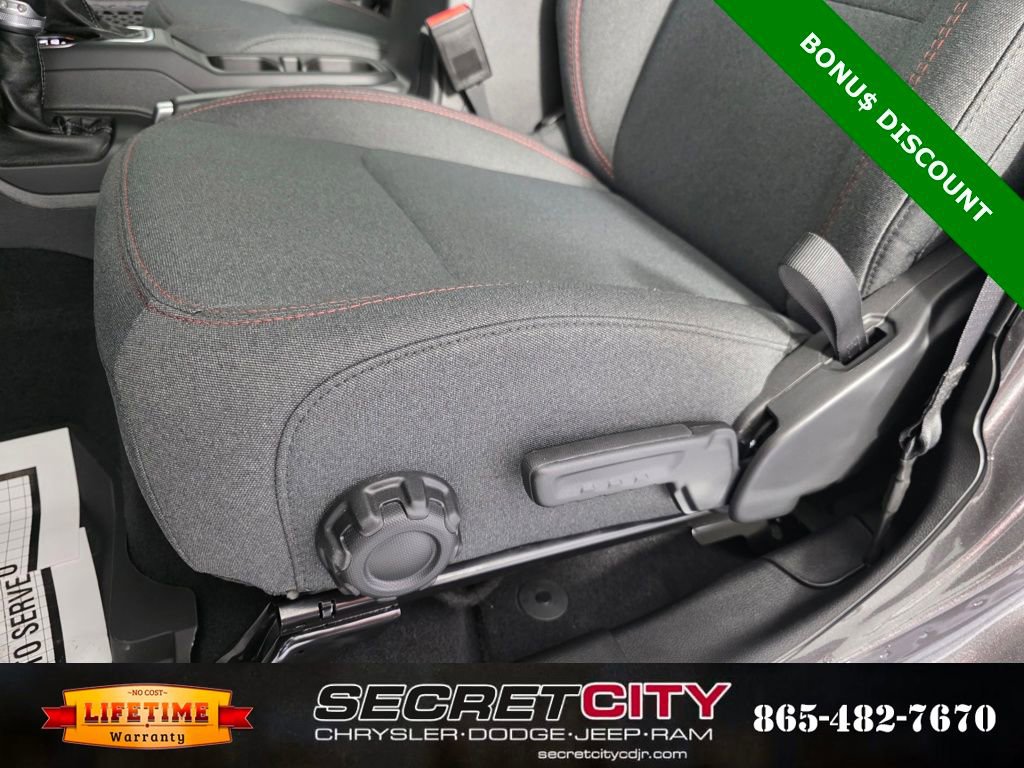 New 2025 Jeep Wrangler Unlimited Rubicon w/ Steel Bumper Group image 13