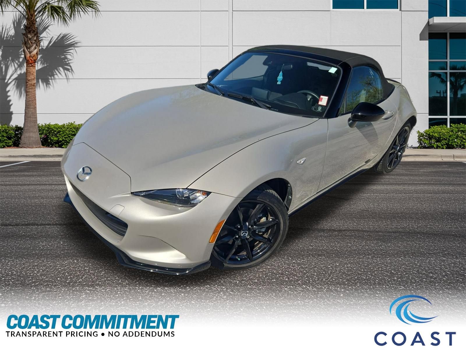Used 2023 MAZDA MX-5 Miata Club image 2