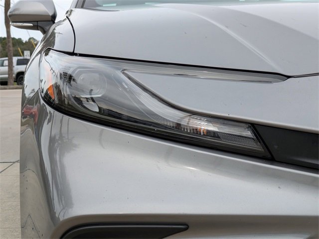 Used 2025 Toyota Camry SE image 10