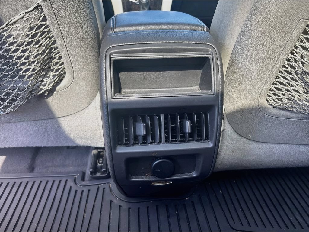 Used 2016 Cadillac SRX Luxury FWD image 17