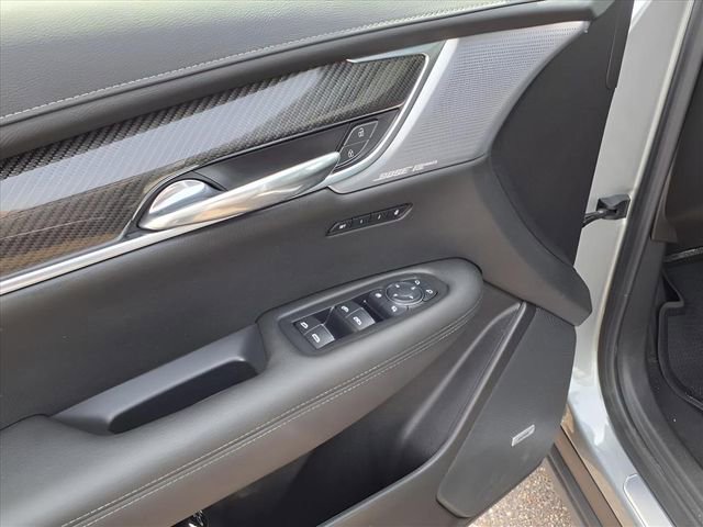 Used 2023 Cadillac XT6 Sport image 18