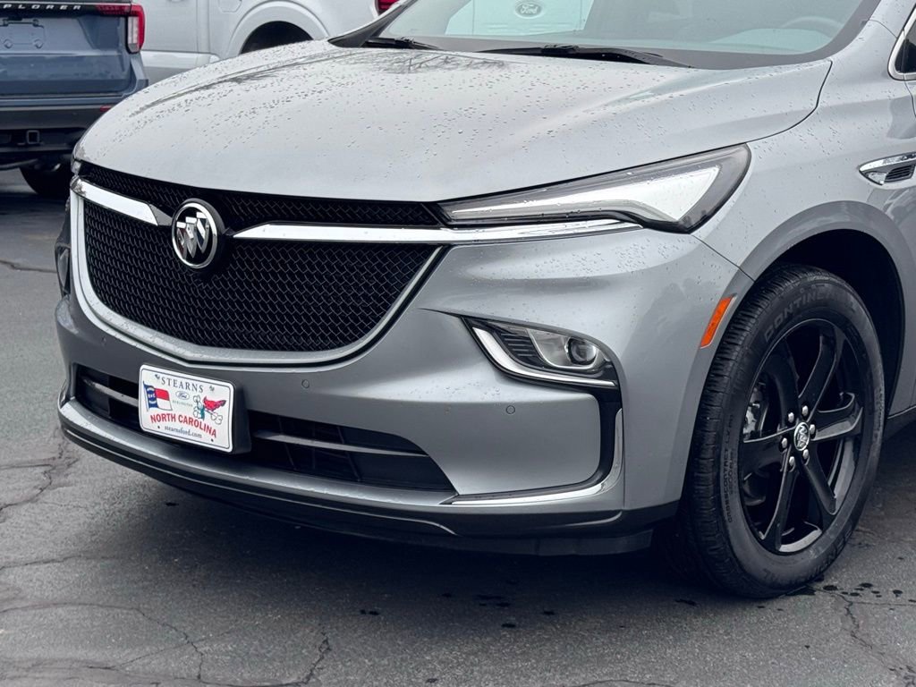 Used 2023 Buick Enclave Essence w/ Sport Touring Edition image 38