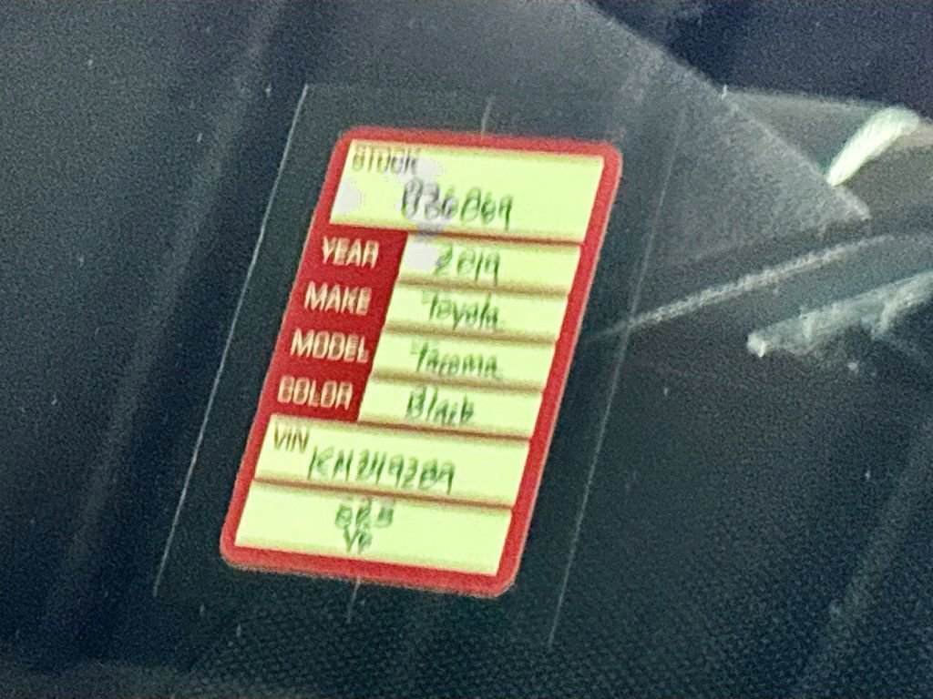 Used 2019 Toyota Tacoma SR5 image 24