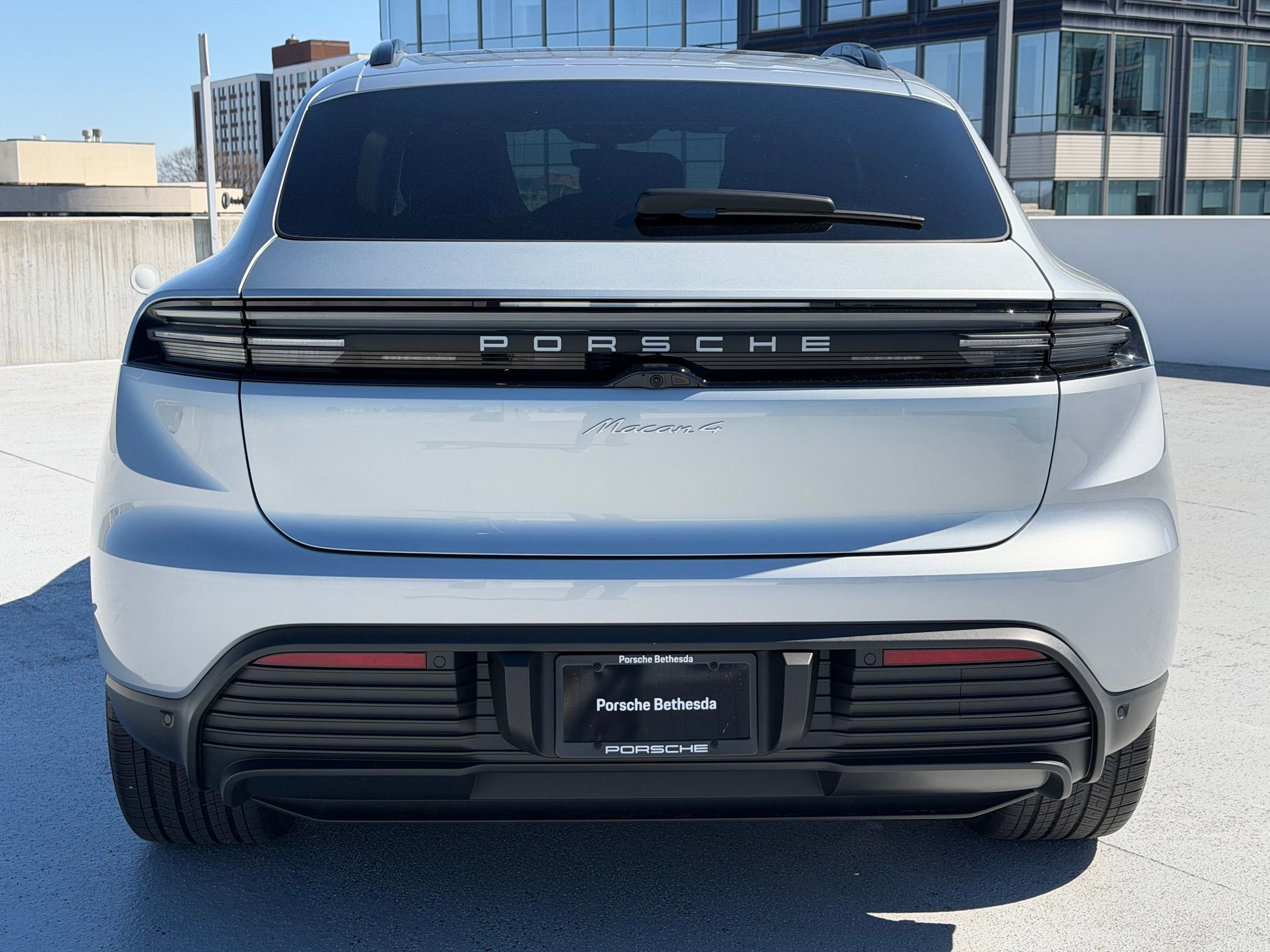 New 2026 Porsche Macan 4 Electric AWD/4WD image 6