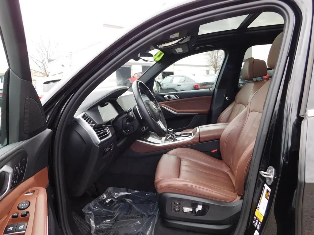 Used 2022 BMW X5 xDrive40i AWD/4WD image 21