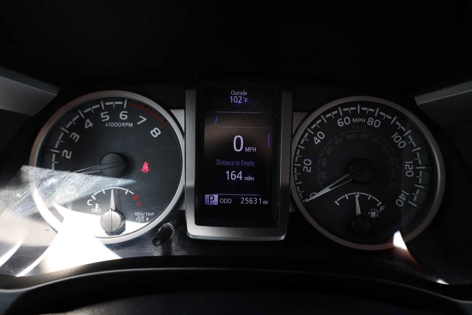 Used 2017 Toyota Tacoma SR5 RWD image 18