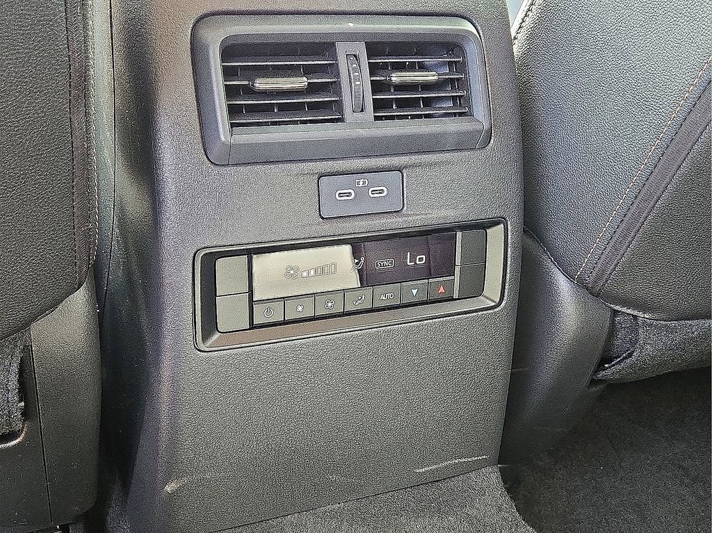 New 2026 MAZDA CX-90 3.3 Turbo w/ Select Package image 16