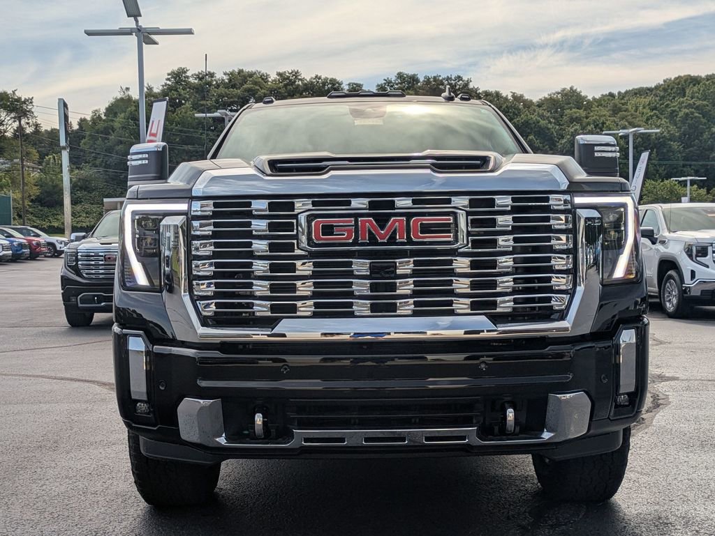 New 2025 GMC Sierra 2500 Denali w/ Denali Reserve Package AWD/4WD image 2